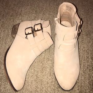 Booties size 7.5 only worn twice